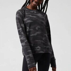 ATHLETA GIRL * Cozy Cross Your Fingers Camo Sweatshirt - EUC Sz XL/14
